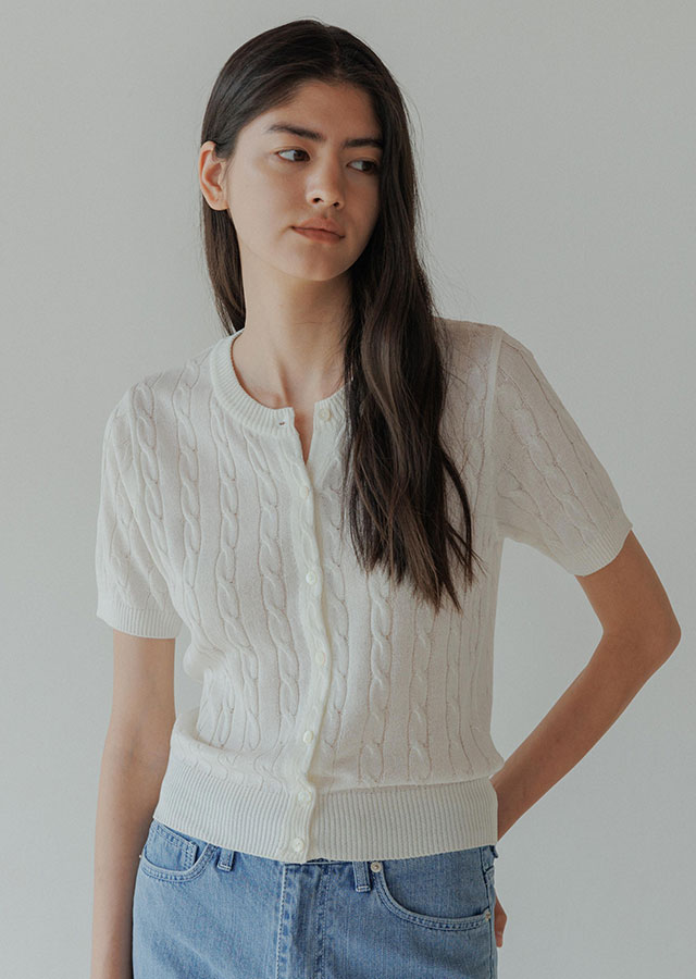 half cable knit top-ivory